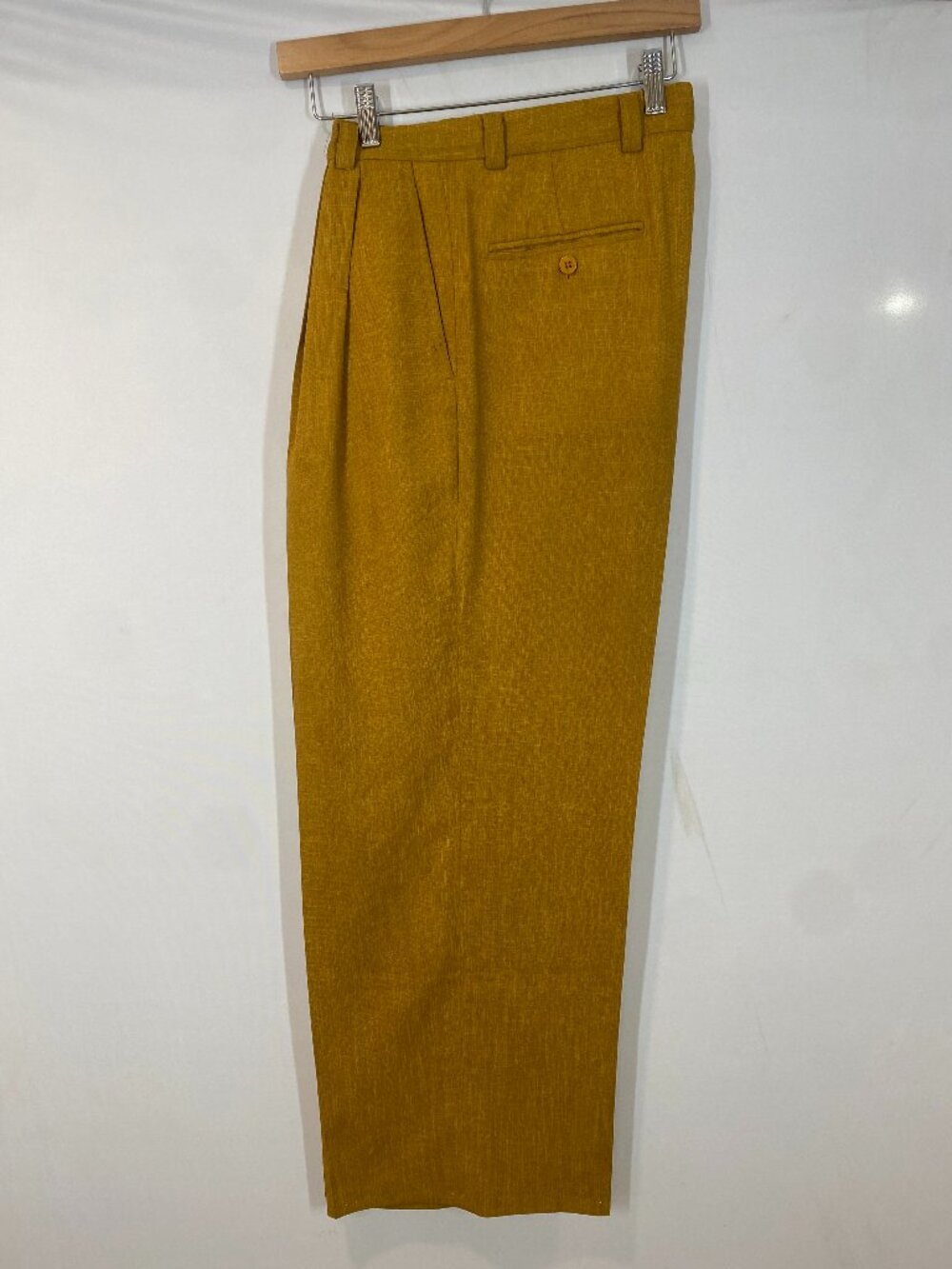 Canary Yellow/ khaki  pleated trousers . Stacy Adams size 32.